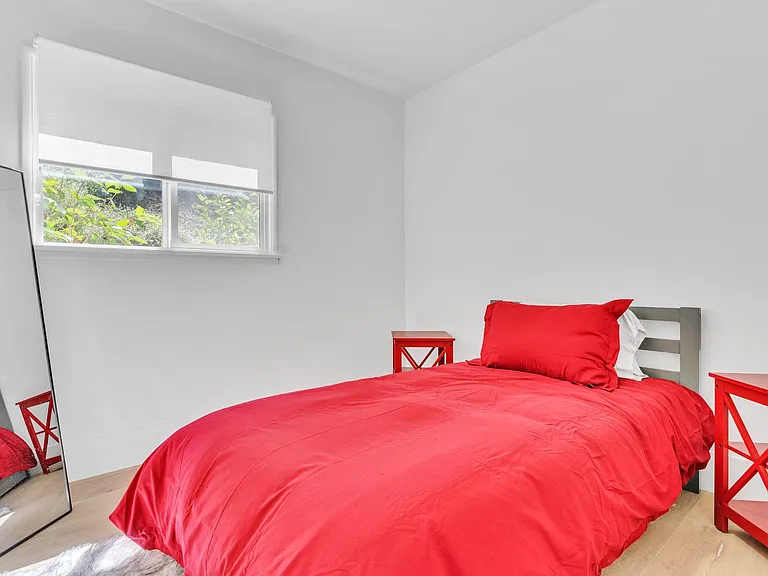 15440 Hamner Dr — Photo 26