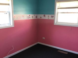 3206 Kinne Rd, Robbins, IL 60472