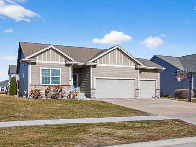 555 NE Meridian Dr, Waukee, IA, 50263