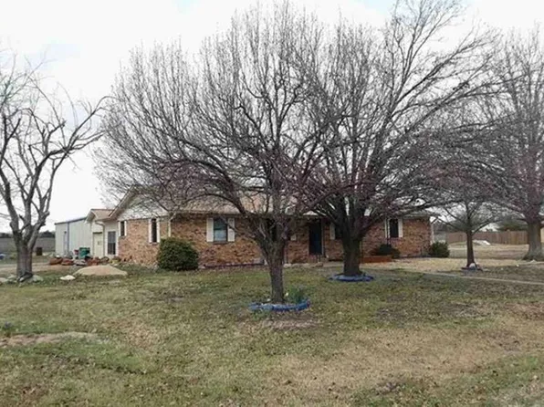 801 N Main St, Dodd City, TX 75438