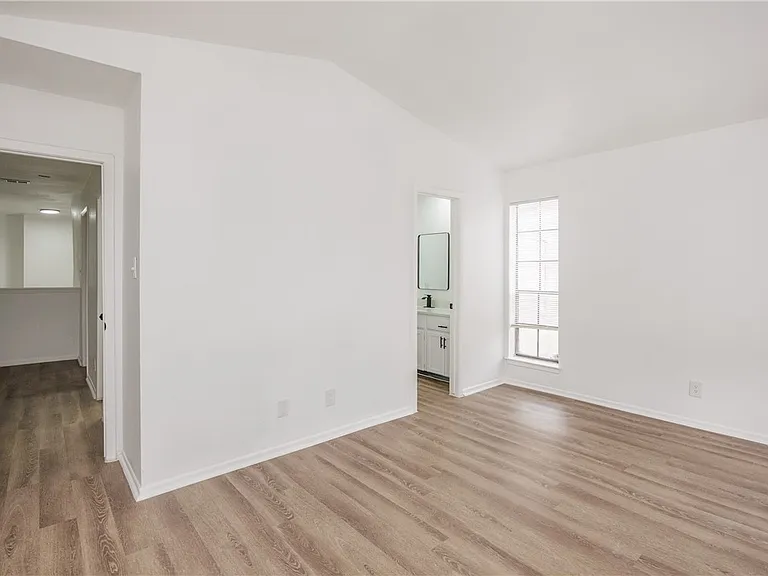 6114 Wilderock Dr #B — Photo 20