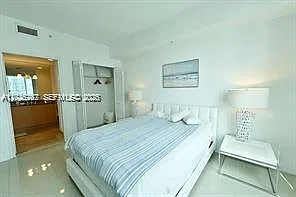 300 S Biscayne Blvd #T-2609 — Photo 10