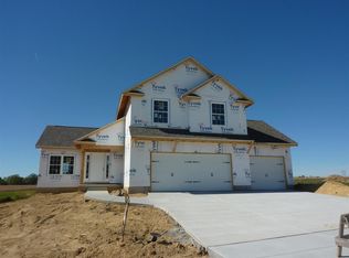 6220 Fillmore St, Davenport, IA 52806