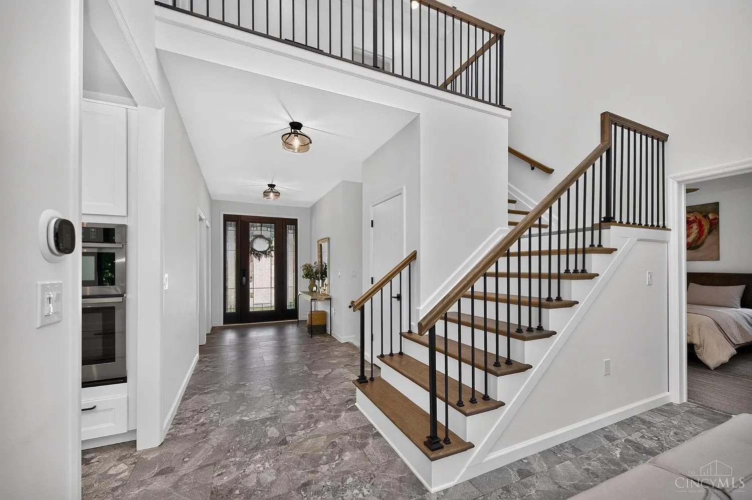 4 bed, 3.5 bath, 3943 sqft, $5,000 — Photo 4