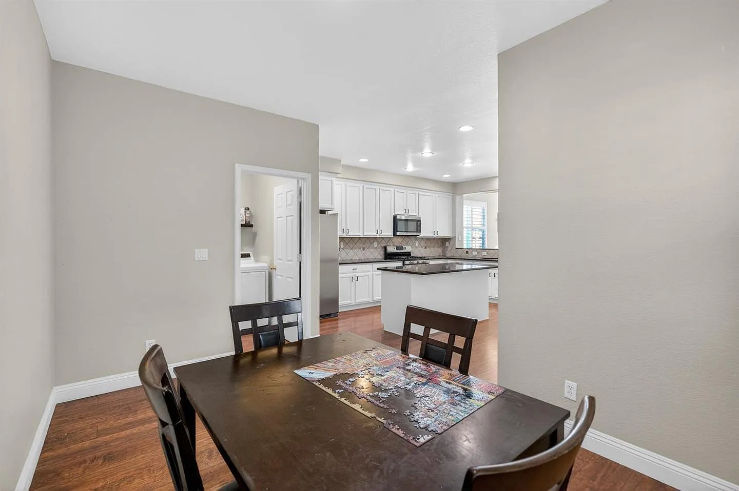 9362 Lost Springs Ct — Photo 4