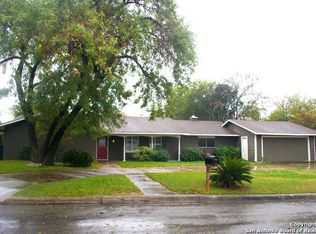806 Northcrest Dr, San Antonio, TX 78213