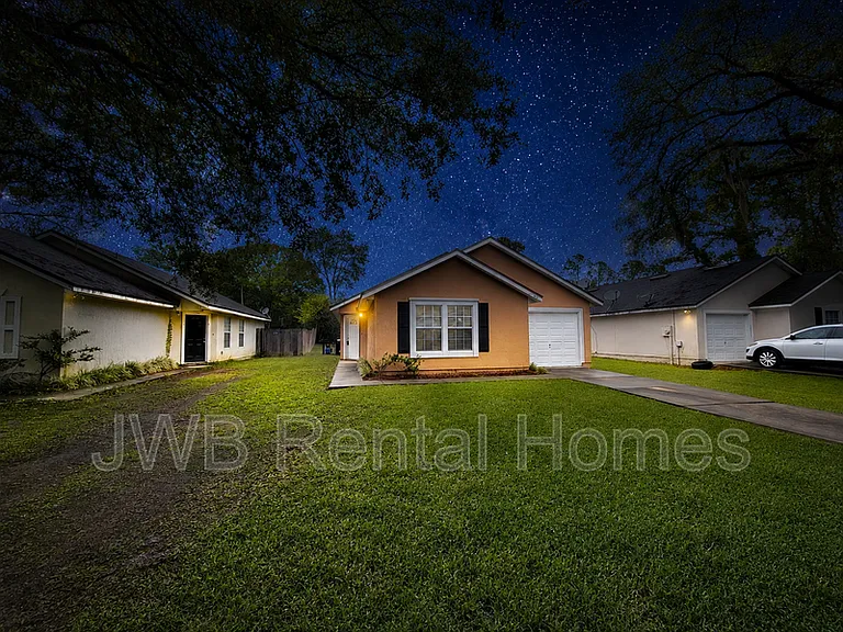 6609 Miriam St — Photo 10
