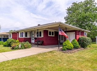 21 Kingsbury Ln, Tonawanda, NY