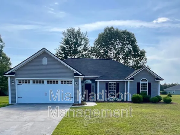 275 Abigail Cir, Ellabell, GA 31308