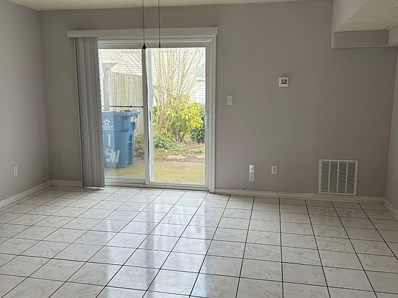 4th image of 11 Sidewinder Ct