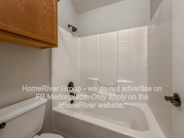 1072 Aviary — Photo 15