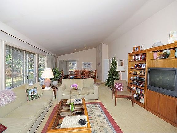 2nd image of 8313 Meadowlark Ln