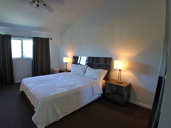 3rd image of 2274 Discovery Cir W