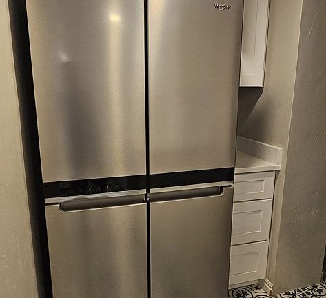 3rd image of 356-900 East Pl Unit B