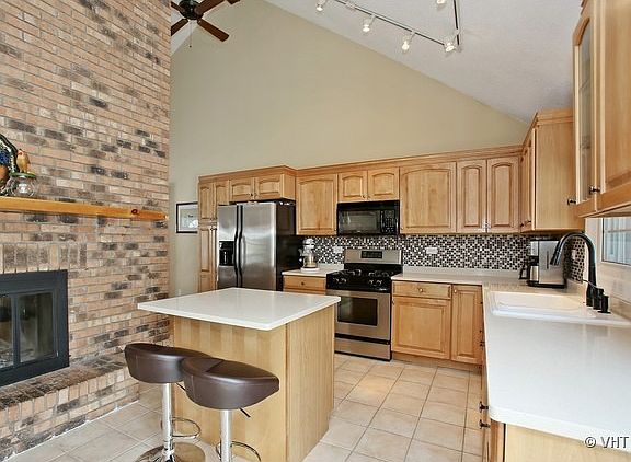 3rd image of 1308 Galena Ct