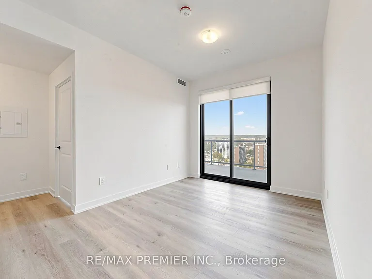 2075 Lakeshore Rd #2001 — Photo 6