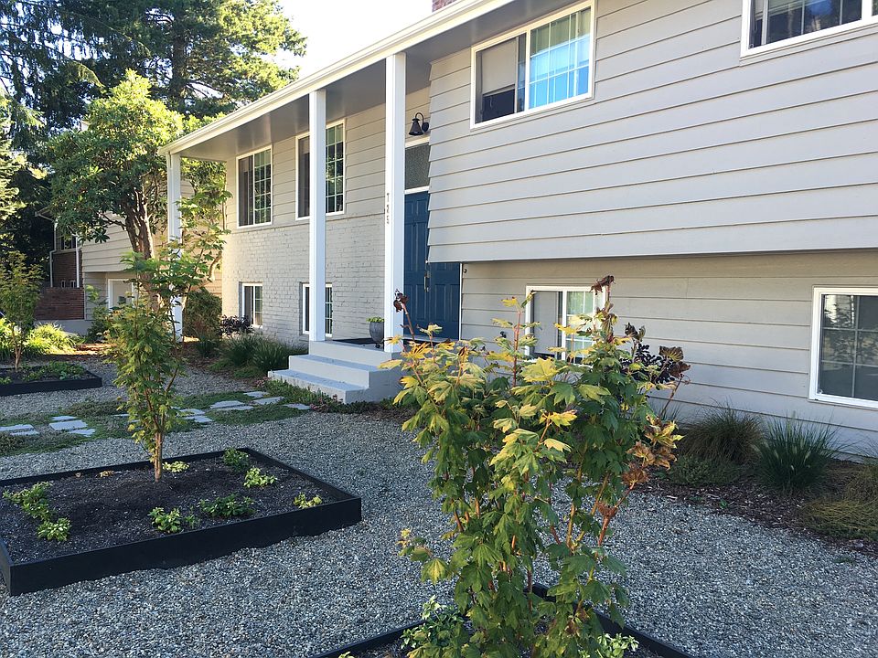 1st image of 725 N 179th Pl
