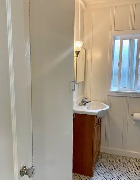 4755 Newport Ave — Photo 12