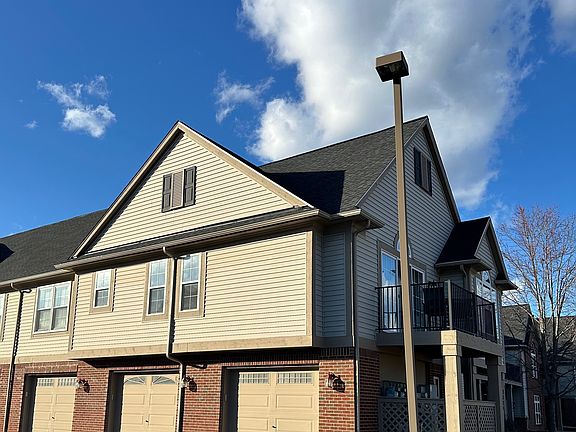 2nd image of 3370 Primrose Ln