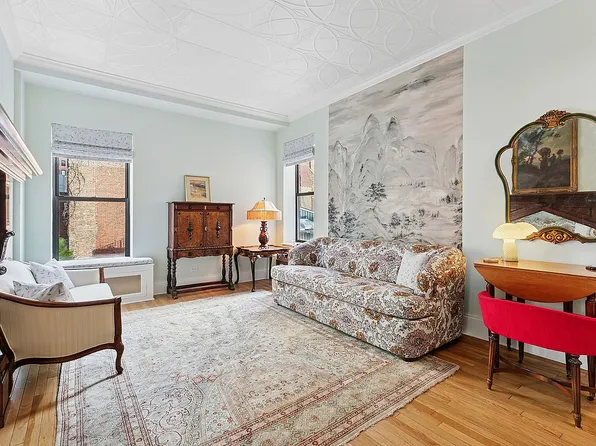 55 E 93rd St APT 5E, New York, NY 10128