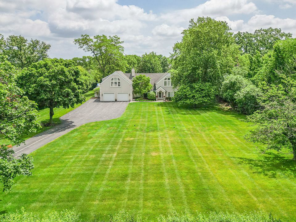 1st image of 1601 Riverwoods Rd