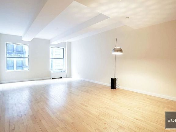 4th image of 15 Broad St APT 2026