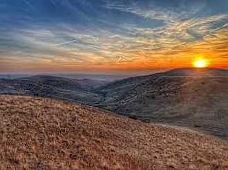 yes, the sunrise and sunset look like this!