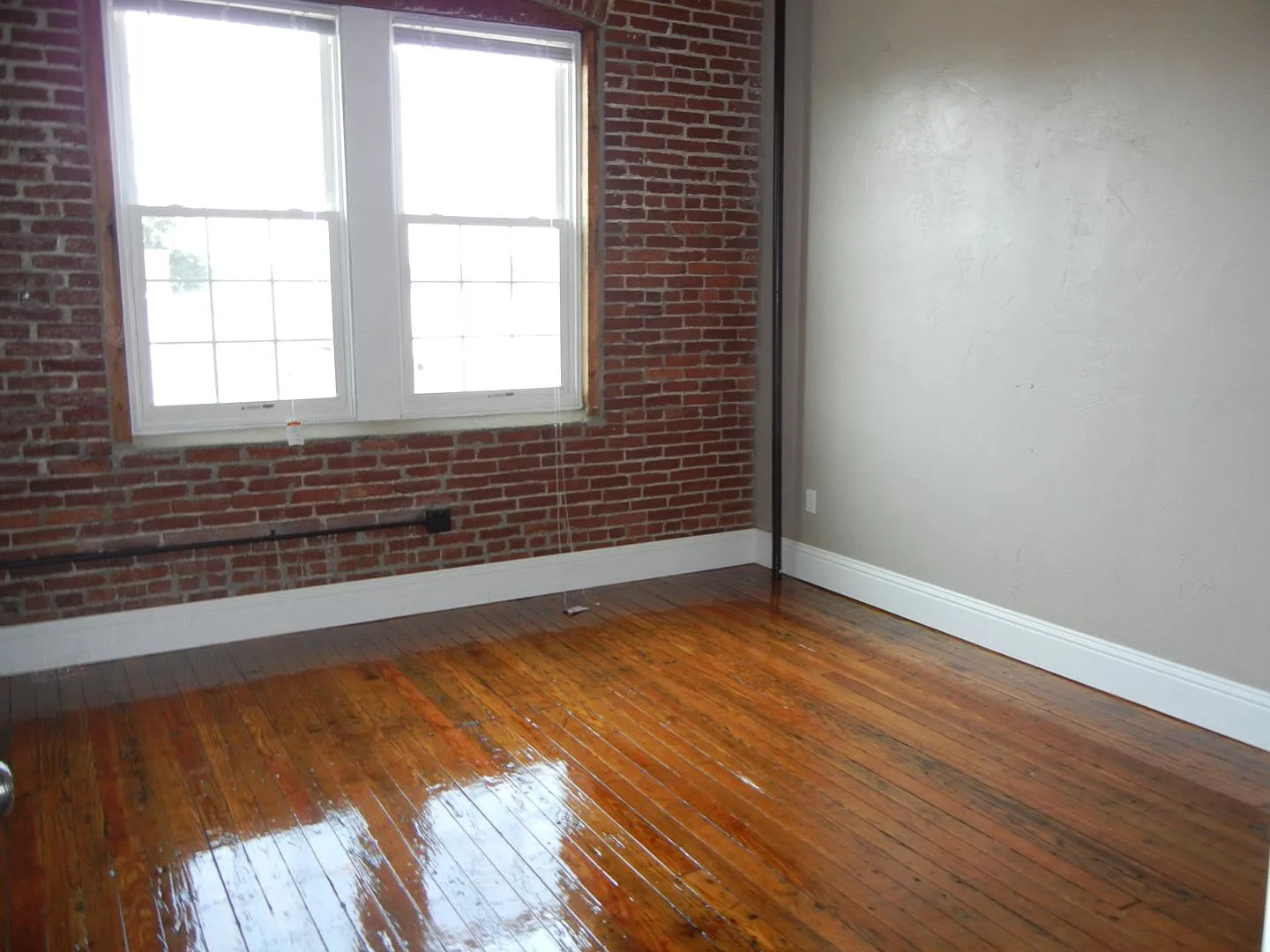 Monroe Street Suites — Photo 1