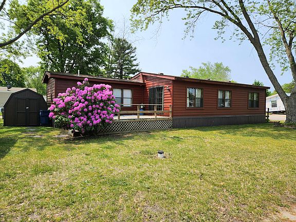 2nd image of 782 Courtland Ln