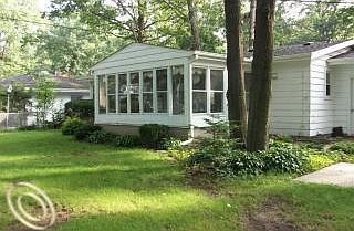 2nd image of 3126 E Village Ln