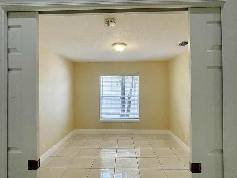 2425 Pigeon Cay — Photo 12