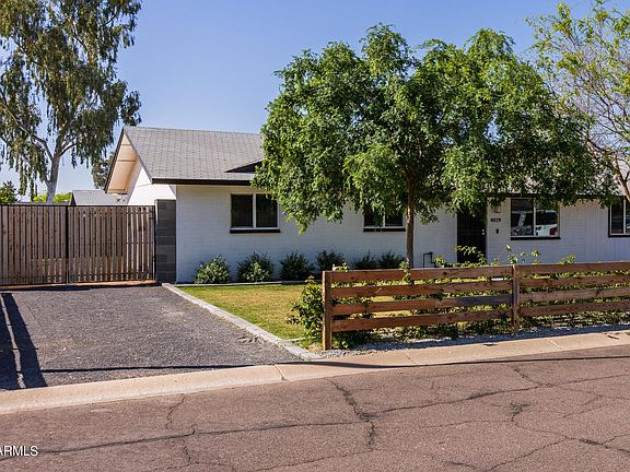2nd image of 8029 E Juanita Ave