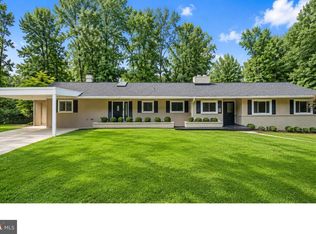 8206 Cranwood Ct, Baltimore, MD 21208