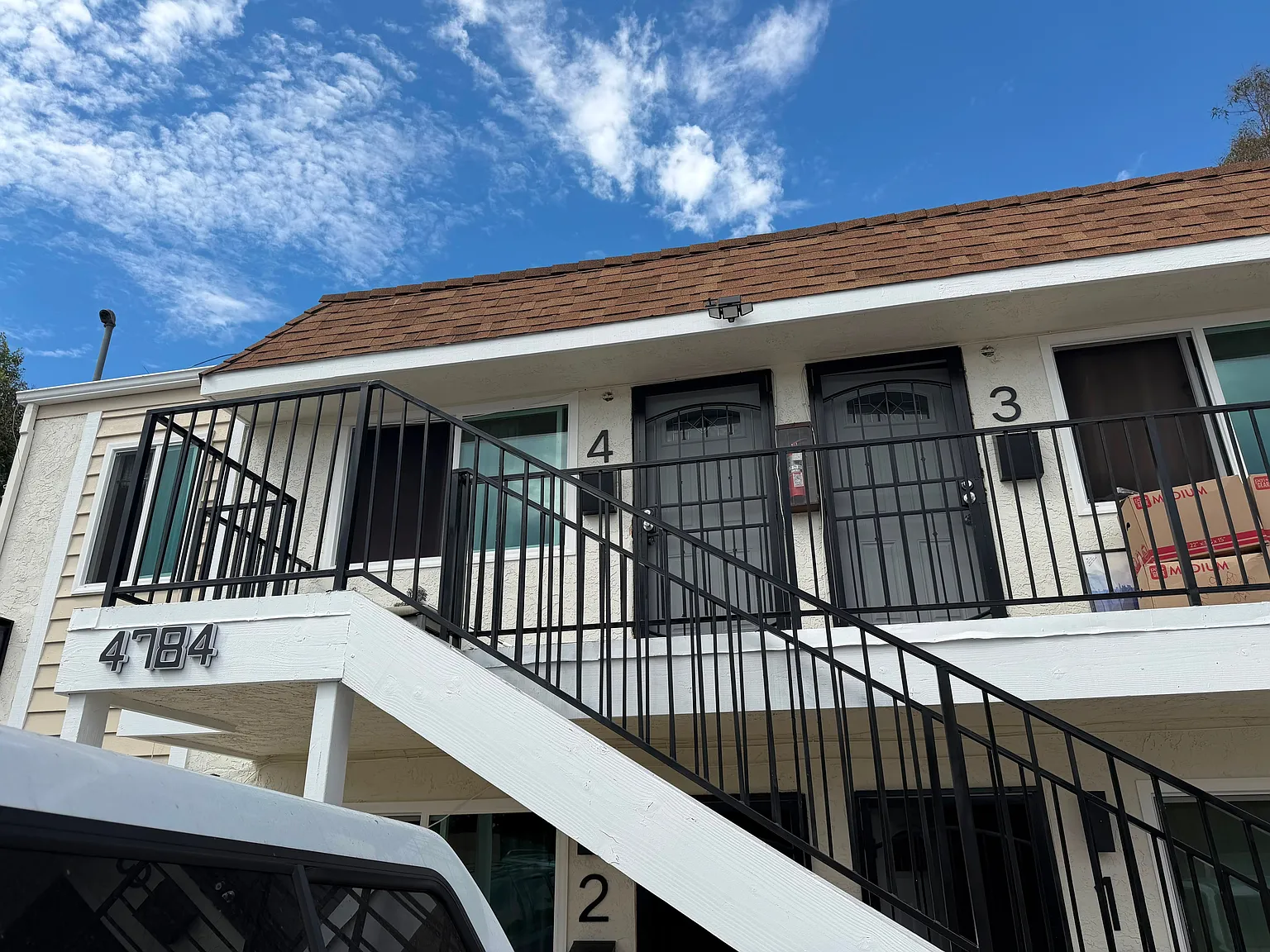2 bed, 750 sqft, $2,350 — Photo 1