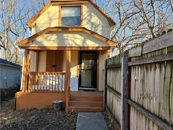 2335 Chelsea Ave, Kansas City, MO 64127