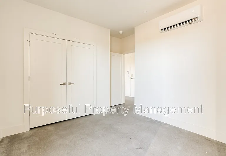 934 Hangar Dr #1 — Photo 23