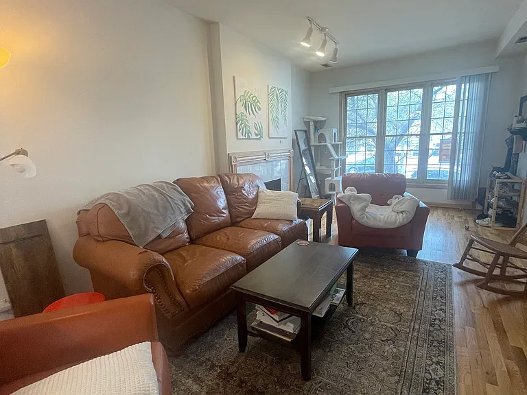 1112 N Marshfield Ave #1 — Photo 6