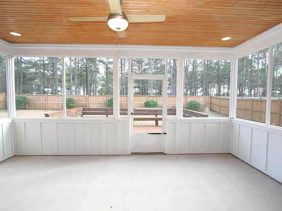 2nd image of 1034 Golden Sands Way