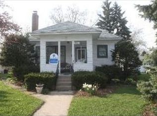 340 Van Buren St, Crystal Lake, IL 60014