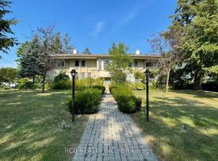 30 Bellevue Ter, Saint Catharines, ON L2S 1P5