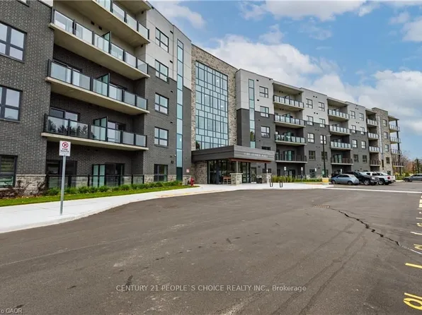 1100 Lackner Pl #418, Kitchener, ON N2A 0M1