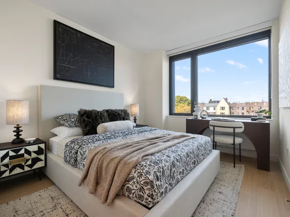 11 Ocean Parkway image 2 of 7