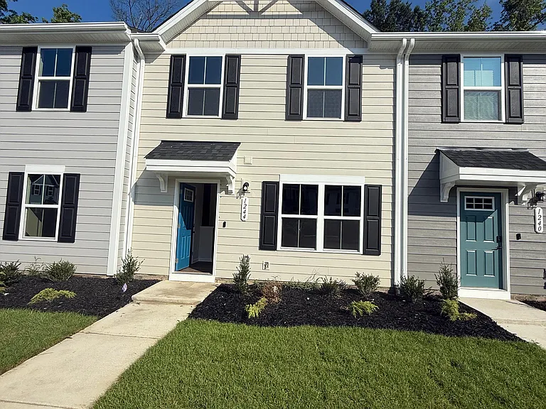 1244 Canterbury Ridge Rd #1 — Photo 1