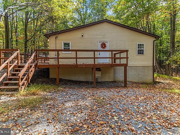 2nd image of 33 Maple Ln