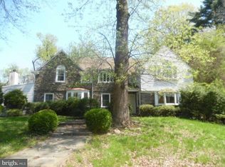 609 Woodleave Rd, Bryn Mawr, PA 19010