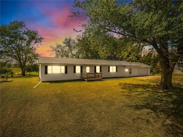 44578 6th Hwy, Humphreys, MO 64646