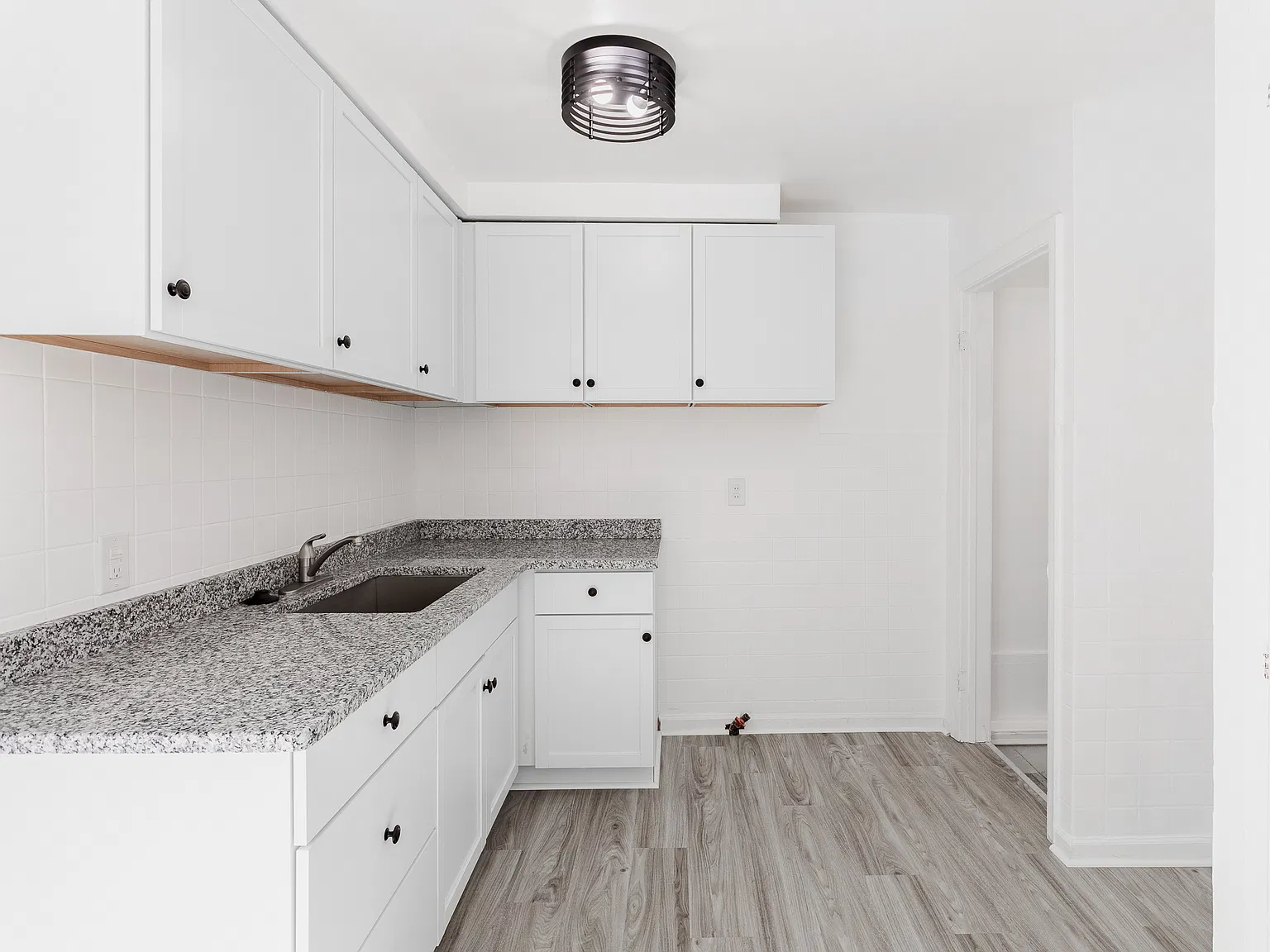 3 bed, 1274 sqft, $1,700 — Photo 3