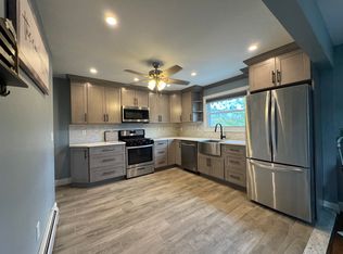 (Undisclosed Address), Staten Island, NY 10301