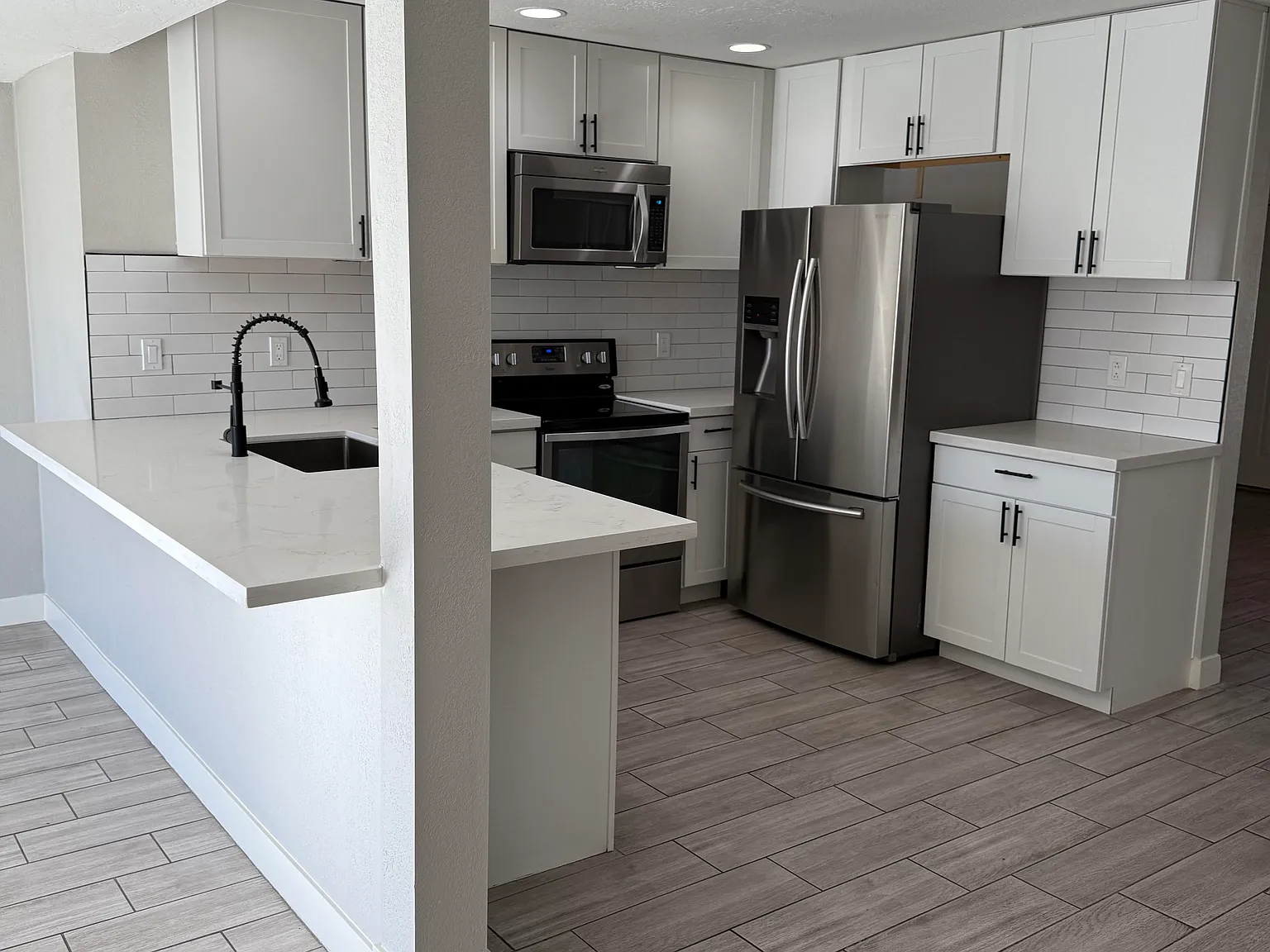 3 bed, 1615 sqft, $2,295 — Photo 3