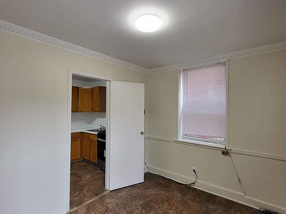 5th image of 2343 E 26th St Floor 1